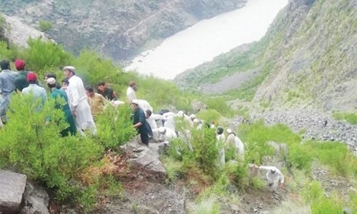 17 killed in road accidents in KP