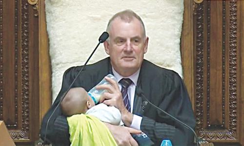 NZ speaker feeds MP&rsquo;s baby during debate