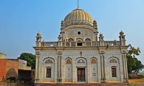 In the land of Waris Shah, Muslims protect Sikh heritage In the land of Waris Shah, Muslims protect Sikh heritage