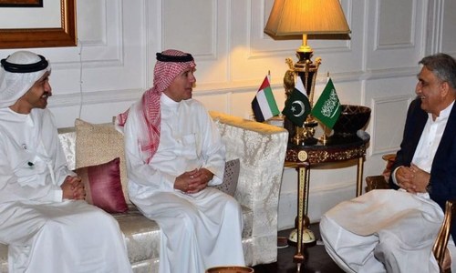 S. Arabia, UAE assure of support over Kashmir