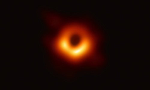 Team behind world&rsquo;s first black hole image wins &lsquo;Oscar of science&rsquo;