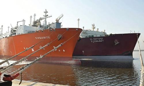 LNG tender attracts bids from Chinese, Japanese firms
