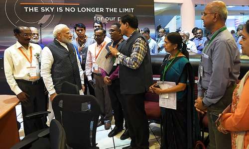 India loses contact with Moon lander on its final approach