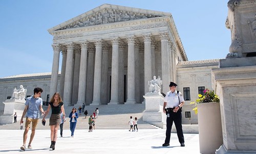 In victory for Trump, top US court permits asylum restrictions