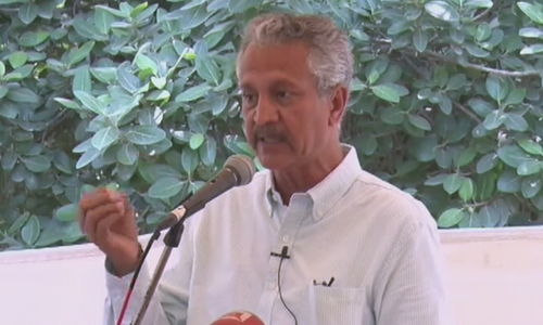 Mayor Karachi voices support for federal govt's 'steps within constitutional limits'