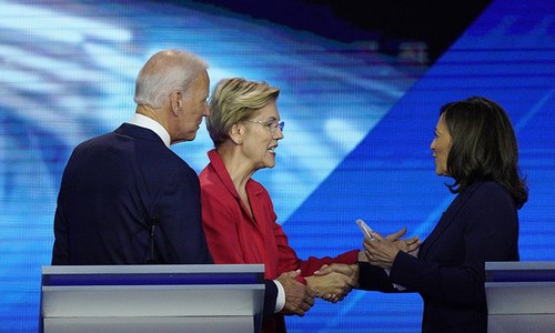 Top Democrats face key debate