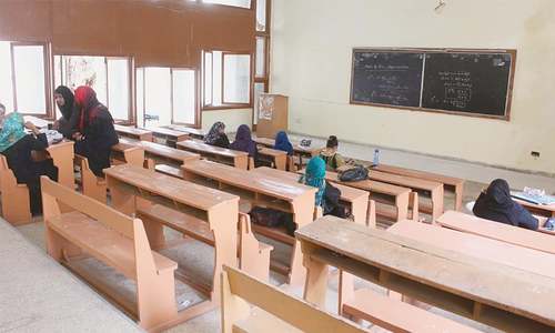 Varsity teachers across Sindh boycott classes