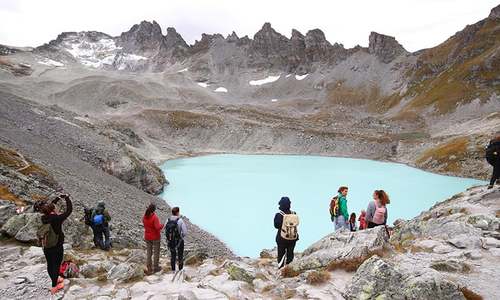 'It's like the dying of a good friend': Climate activists hold event to mark vanishing Swiss glacier 'It's like the dying of a good friend': Climate activists hold event to mark vanishing Swiss glacier