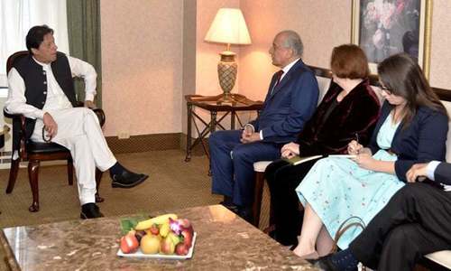 PM Imran meets US envoy Khalilzad, Senator Graham in New York PM Imran meets US envoy Khalilzad, Senator Graham in New York
