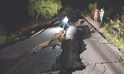 Quake shakes AJK, Punjab & KP; 25 killed in Mirpur