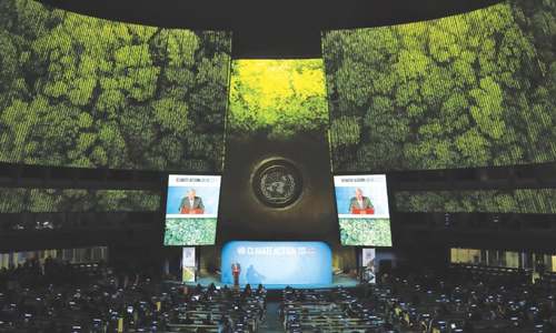 UN chief warns of a world divided between US and China