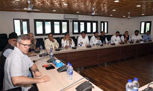 Indian govt allows Kashmiri party delegation to meet detained leadership after 2 months