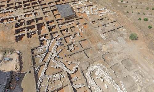 Israel unveils remains of 5,000-year-old city