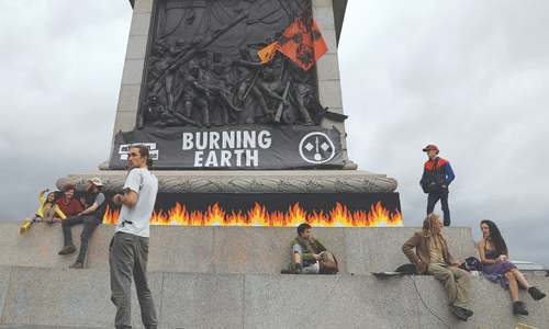 Hundreds of arrests as London climate change activists vow more protests Hundreds of arrests as London climate change activists vow more protests