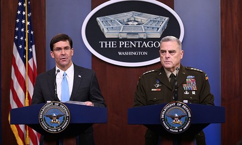 After mixed messages, US piles pressure on Turkey