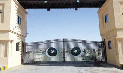 &lsquo;Govt committed to end smuggling&rsquo;