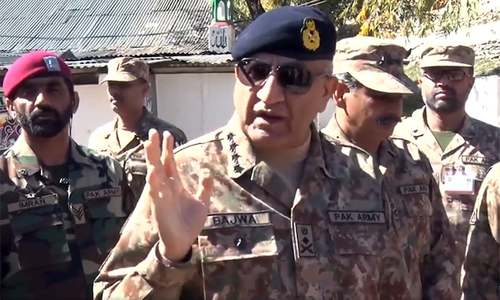 We will never abandon people of occupied Kashmir, says Army chief during LoC visit