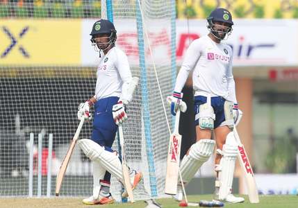 Du Plessis seeks fighting response from battered SA in final Test Du Plessis seeks fighting response from battered SA in final Test