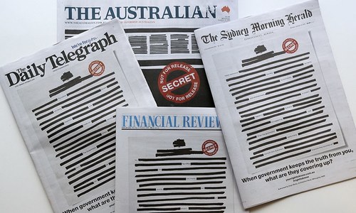 Australian newspapers unite against media curbs