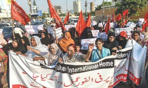 Sindh govt asked to notify rules, procedures to implement home-based workers&rsquo; law