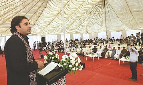 Bilawal asks prime minister to stop playing with lives of political rivals