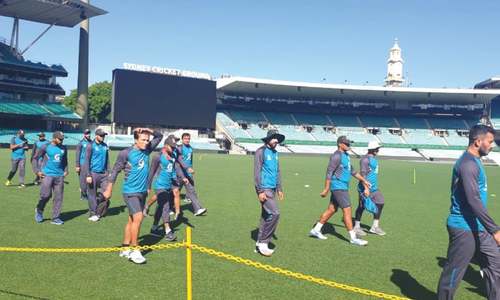 Misbah backs rookie speedster Nasim to surprise Australia