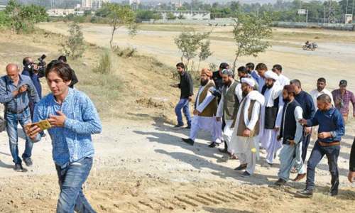 JUI-F issued NOC for Azadi March, points of entry for marchers decided JUI-F issued NOC for Azadi March, points of entry for marchers decided
