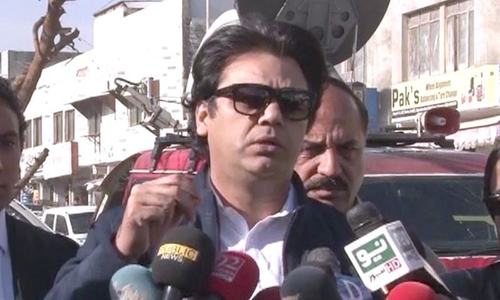Usman Dar slammed on Twitter for 'making fun' of Pashtun workers