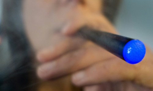 E-cigs may damage the heart, study says E-cigs may damage the heart, study says
