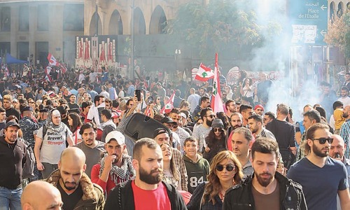 Besieged Lebanon assembly postpones session