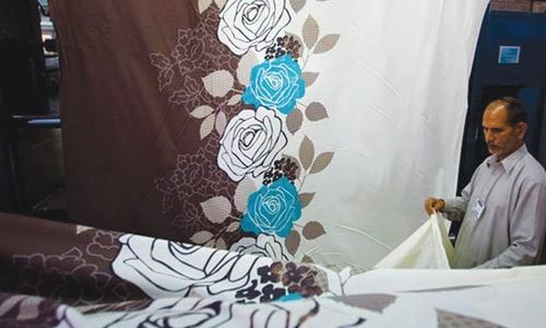 Textile exports show meagre growth, oil imports fall in July-October