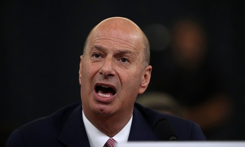 Top diplomat says followed Trump orders on Ukraine 'quid pro quo'