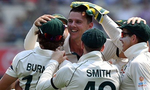 Australia strike in bursts to dismiss Pakistan for 240 on Day 1 of first Test