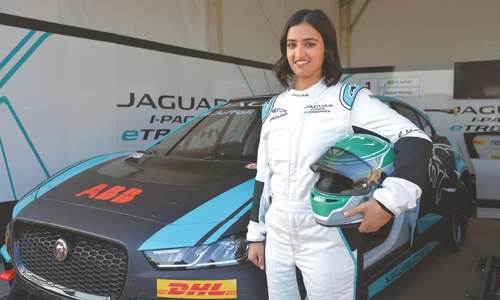 First Saudi woman to race car in kingdom