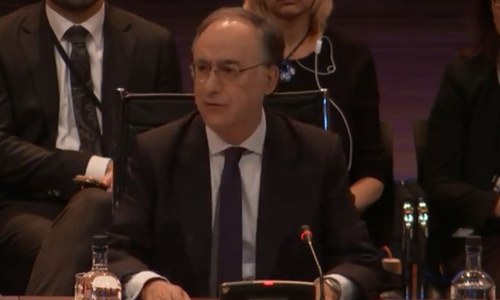 Chemical warfare watchdog hits back at Syria report doubters