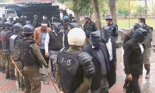 Govt blames PML-N for hospital attack