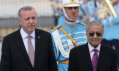 Muslim leaders gather in Malaysia for summit shunned by Saudi