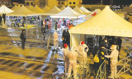 162 migrants rescued off Libya land in Italy