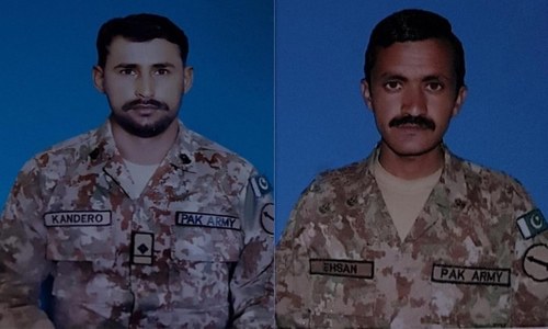 2 Pakistan Army soldiers martyred in Indian ceasefire violations along LoC: ISPR 2 Pakistan Army soldiers martyred in Indian ceasefire violations along LoC: ISPR
