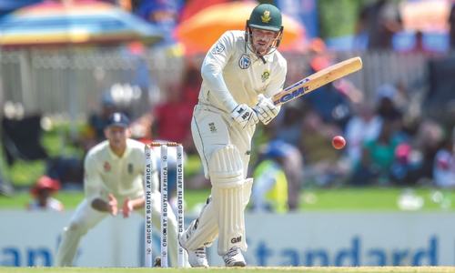 De Kock saves South Africa from total collapse