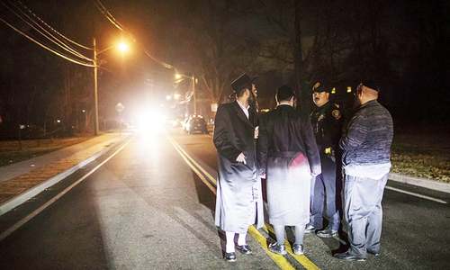 5 wounded in stabbing at New York rabbi's house