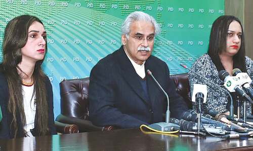 Nadra sets up desks to register transgender persons for health cards