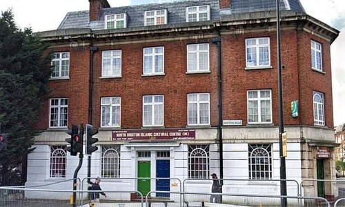 Anti-Islamic slogans spray-painted near London mosque Anti-Islamic slogans spray-painted near London mosque