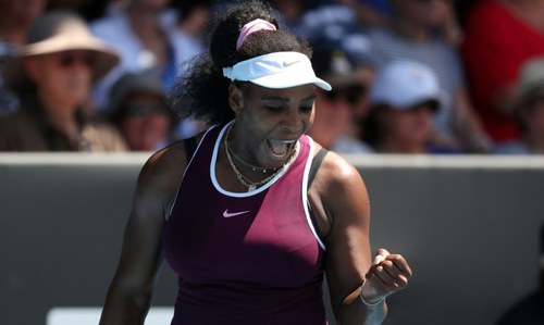 Serena Williams drops set before reaching Auckland quarters