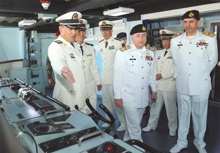 Naval chief, Chinese commander discuss threats Naval chief, Chinese commander discuss threats