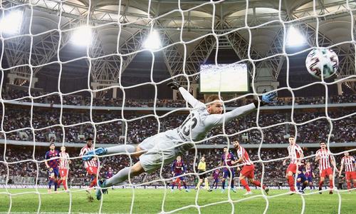 Atletico stun Barca to reach Super Cup final Atletico stun Barca to reach Super Cup final
