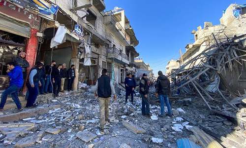 Regime air strikes kill 18 civilians in Syria&rsquo;s Idlib