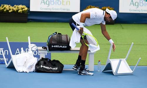 Bushfire smoke hits Australian Open again, but rain raises hopes Bushfire smoke hits Australian Open again, but rain raises hopes