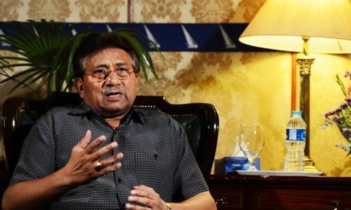 SC refuses to hear Musharraf's plea against treason verdict, tells him to surrender first