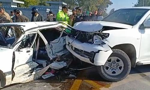 Woman killed, 5 injured as US embassy vehicle collides with car in Islamabad Woman killed, 5 injured as US embassy vehicle collides with car in Islamabad
